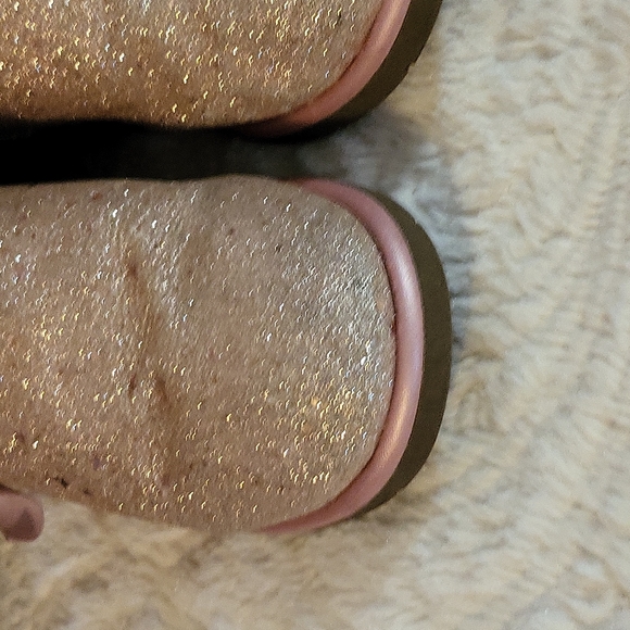 Juicy Couture Girls Rose Gold Glitter Cozy Boots Size 2M - Picture 2 of 9